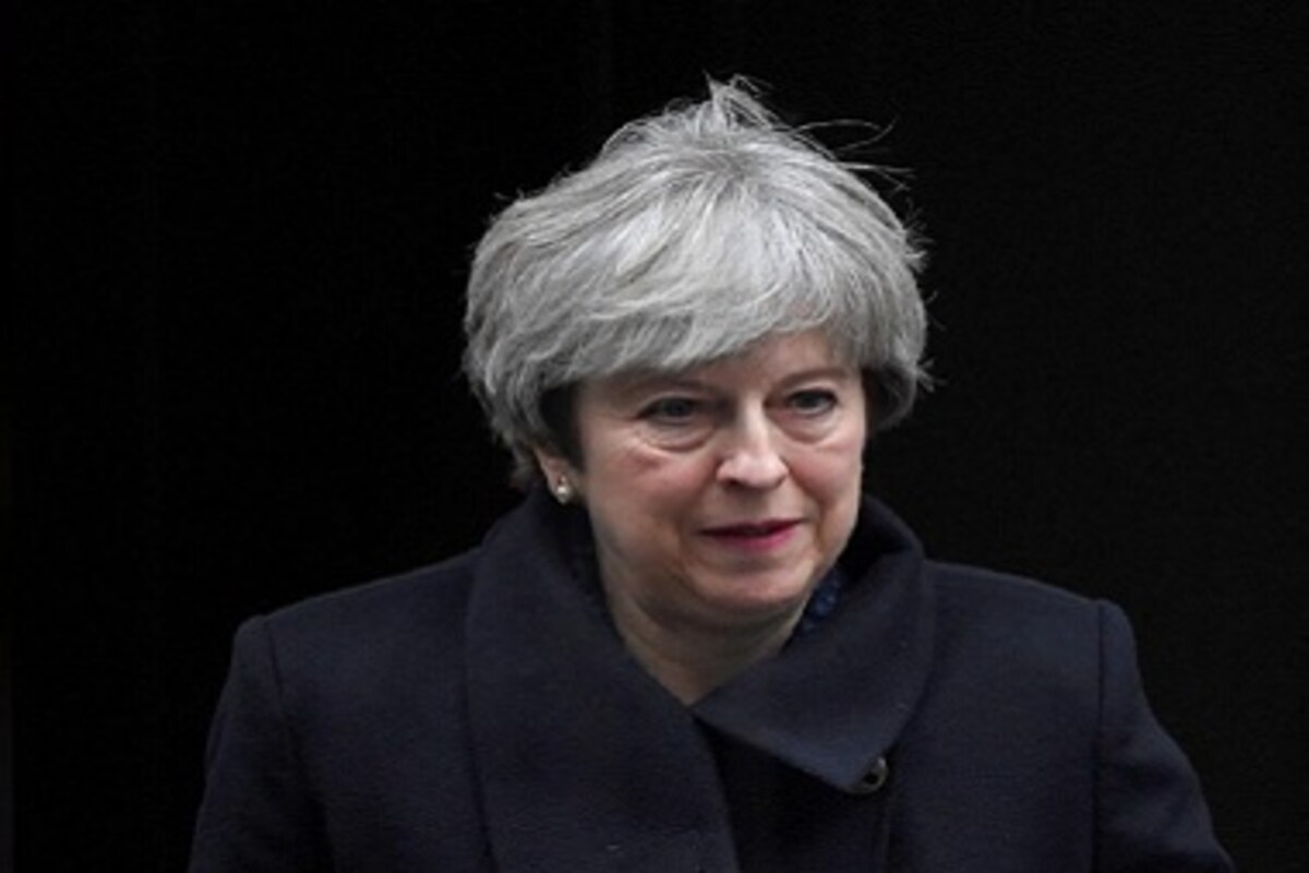 Cabinet reshuffle: Theresa May set to refresh top team