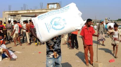 Yemen: World Food Programme to cut aid by half in Houthi-controlled areas