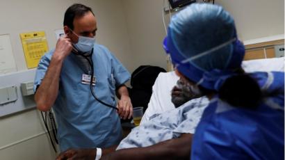Coronavirus: Why so many US nurses are out of work
