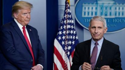 Coronavirus: White House task force members self-isolate