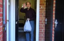 Covid-19: Up to £10,000 fine for failure to self-isolate in England