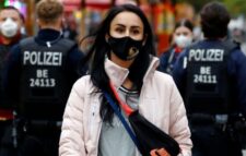 Coronavirus: Germany and France to decide on new lockdowns