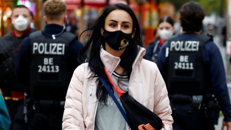 Coronavirus: Germany and France to decide on new lockdowns