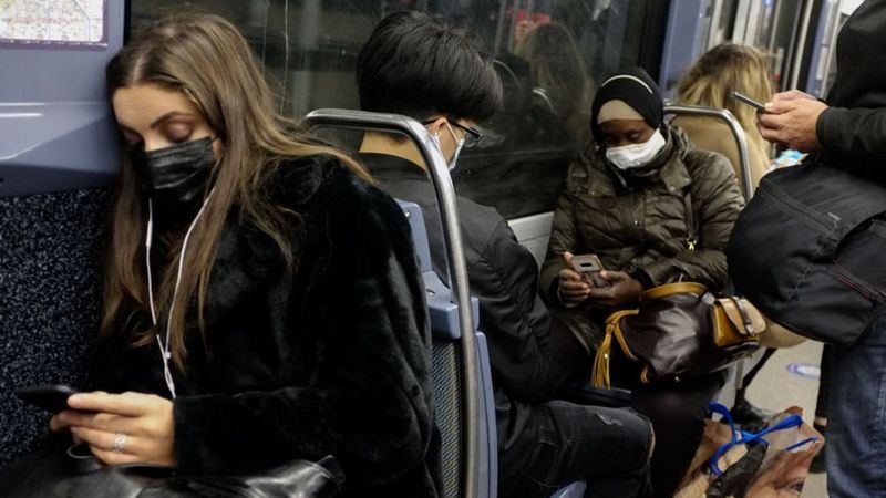 Covid: Lockdowns return as Europe confronts second wave