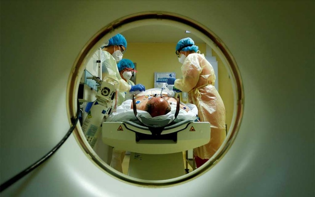 Europe crosses 500,000 COVID-19 deaths as new variant spreads
