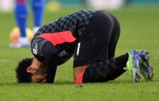 Liverpool smash seven past Palace, Arsenal lose again
