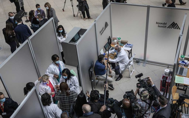 Hospital workers start to ‘turn against each other’ to get vaccine