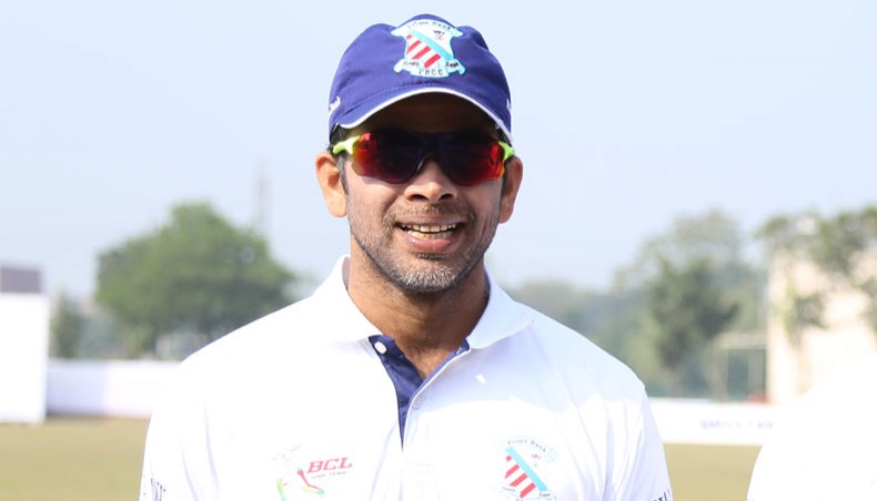 Razzak bids farewell to cricket with tears in his eyes