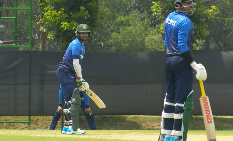 Mahmudullah’s green team won the toss and selected to bat