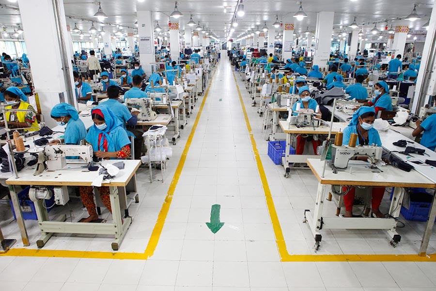 Thirty-five percent of garment factory workers have not yet been paid