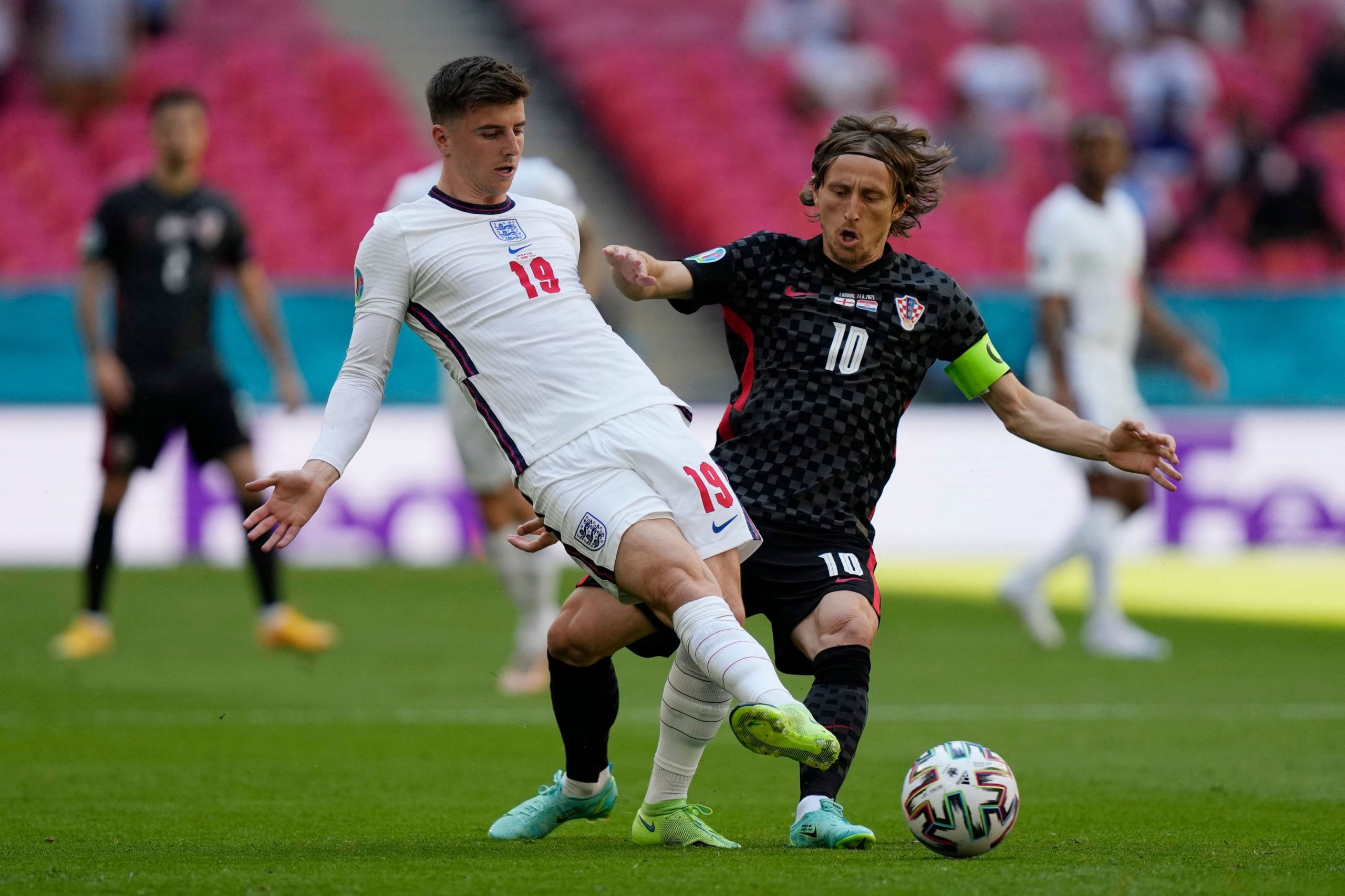 Mason Mount: England midfielder expected to start in Euro 2020 quarter-final against Ukraine