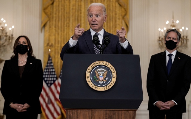 Biden vows to bring home every American who wants to leave Afghanistan