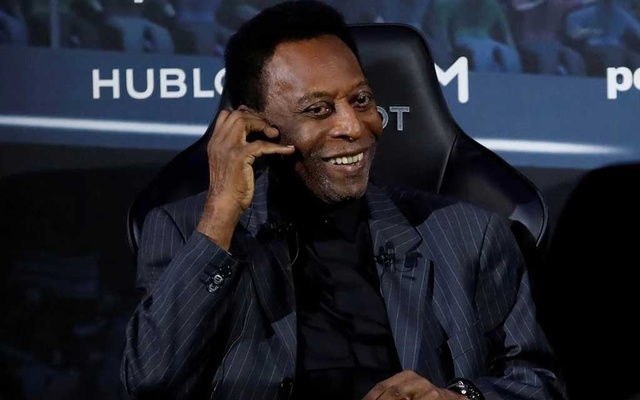 Pele brings sporting stars together for charity auction