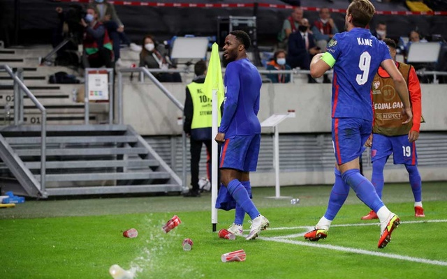 England players targeted with racial abuse: reports