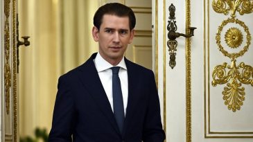 Sebastian Kurz: Austrian leader resigns amid corruption inquiry