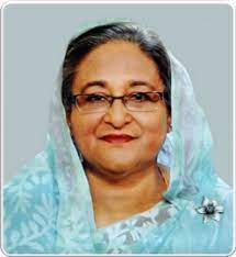 PM urges businessmen to think about country, people