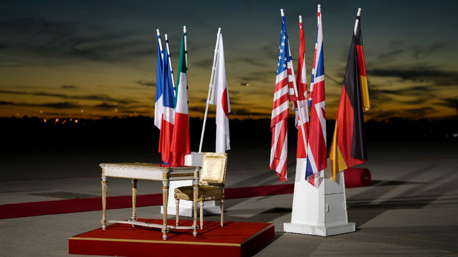 G7 coalition agrees $60 per barrel price cap for Russian oil
