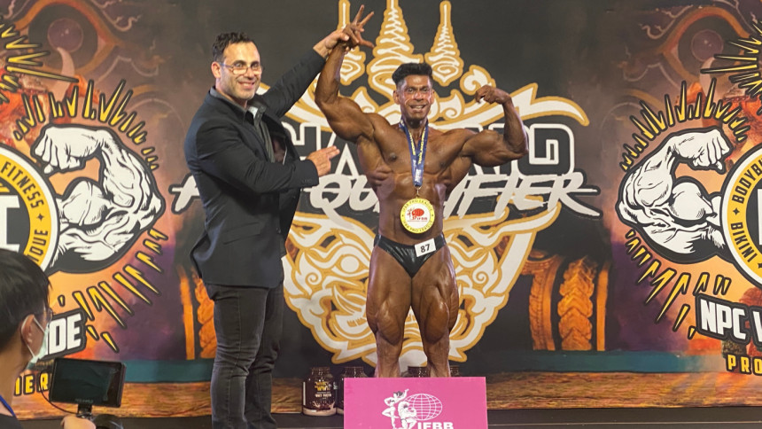 Tameer Anwar wins first ever Pro Card in Bangladesh bodybuilding history
