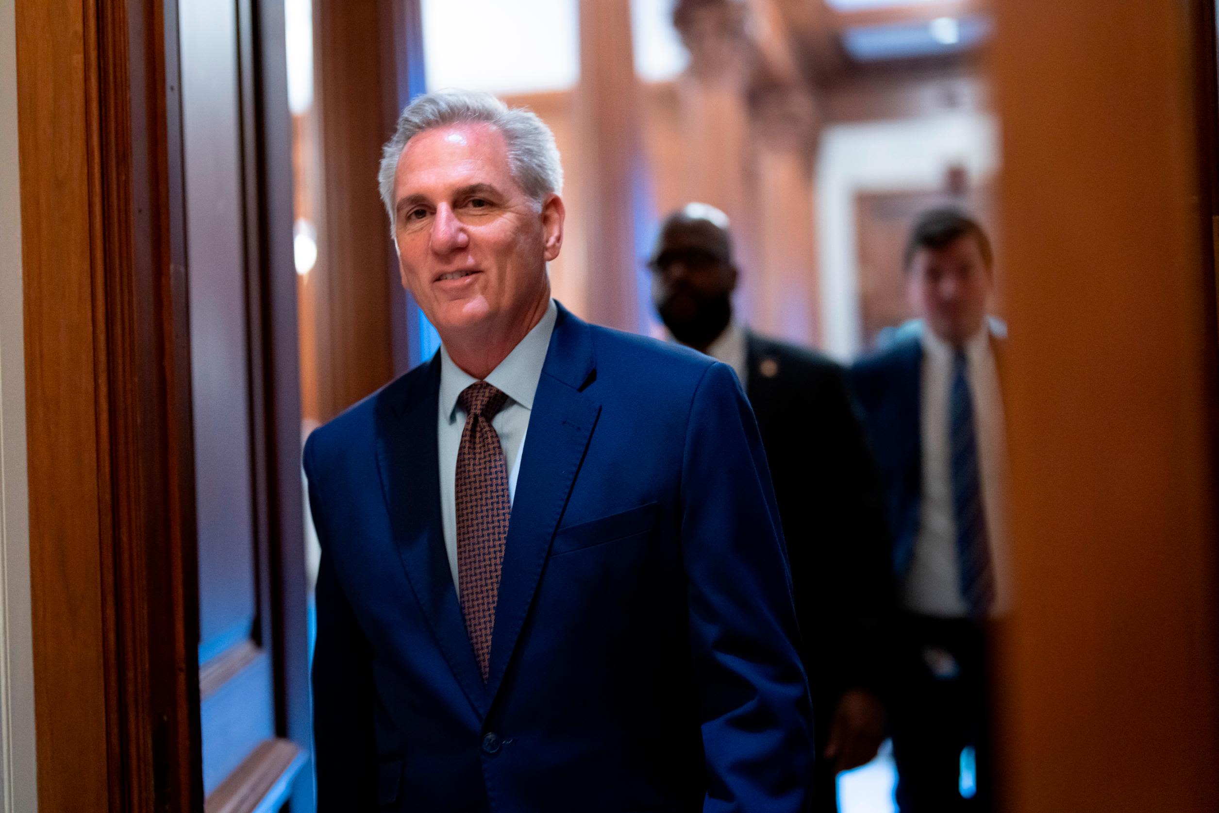As new Congress begins, McCarthy faces an uncertain vote for speaker