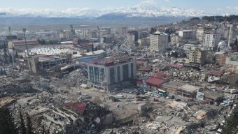 Istanbul residents fear homes will collapse