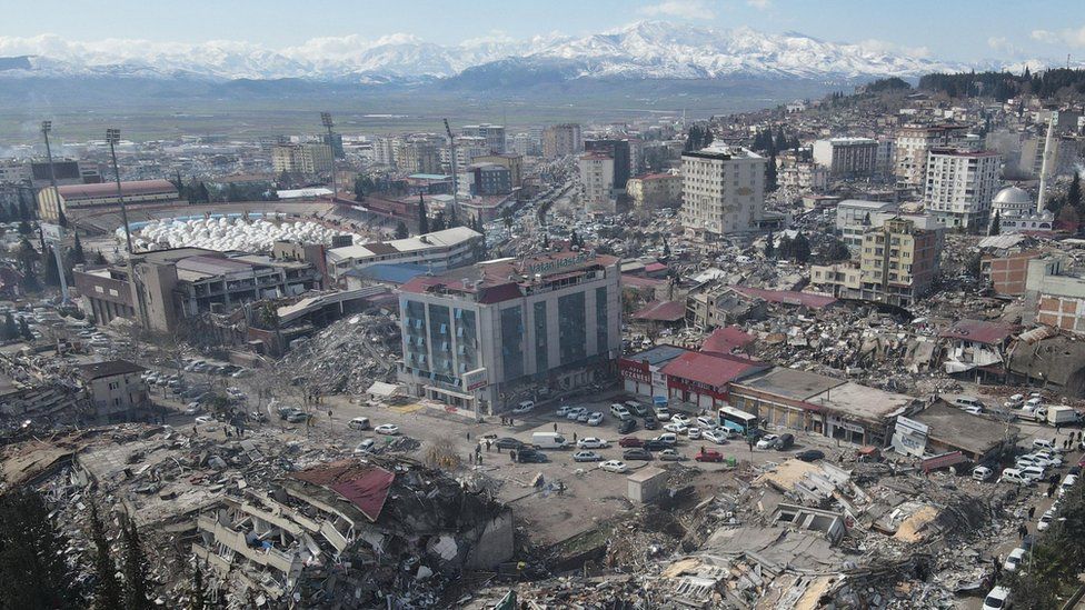 Istanbul residents fear homes will collapse