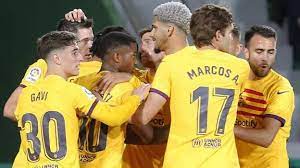 Barcelona thrash Elche to move 15 points clear