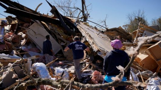 Death toll tops 20 as storm takes aim at eastern US