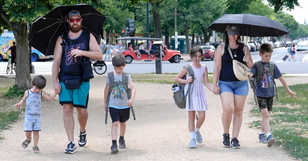 Persistent heat wave in the US expected to shatter new records as it bakes West and swelters in East