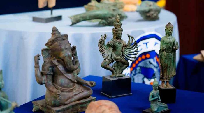 New York returns 30 pillaged relics to Cambodia and Indonesia